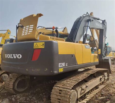 volvo 30t excavator